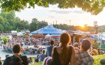 Urlaub vom Alltag - noch bis 20. Juli auf dem Tollwood Sommerfestival - Foto: Alexander Scharf