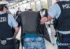 20-Jähriger tickt in Ladengeschäft aus