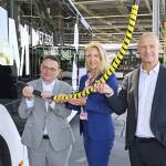 Flughafen München weiht neues eBusdepot ein und nimmt weitere eBusse in Betrieb