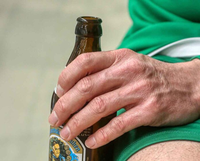 Bier-Verkaufsverbot im Uni-Viertel wird außer Vollzug gesetzt