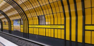 Gefährlicher Körperverletzung in der U-Bahn - Polizei sucht Zeugen