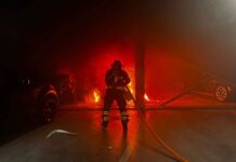 Fahrzeugbrand im Parkhaus
