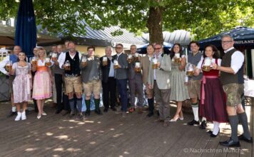 Wiesnbierprobe 2025: Hacker-Pschorr und Paulaner präsentieren ihre Festbiere
