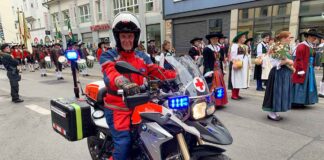 200 ehrenamtliche Kräfte des Münchner Roten Kreuzes sichern den Start der Wiesn sanitätsdienstlich ab