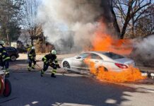 Kehrmaschine in Solln abgebrannt Kehrmaschine in Solln abgebrannt