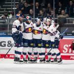 Nächster Sieg: Red Bull München gewinnt auch das Derby in Augsburg Nächster Sieg: Red Bull München gewinnt auch das Derby in Augsburg