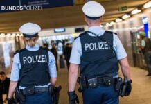 Volltrunkener Exhibitionist festgenommen