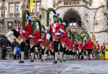 Gelungener Auftakt für den Original Münchner Schäfflertanz 2026 auf dem Marienplatz