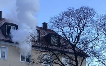 Zimmerbrand mit starker Rauchausbreitung in Laim