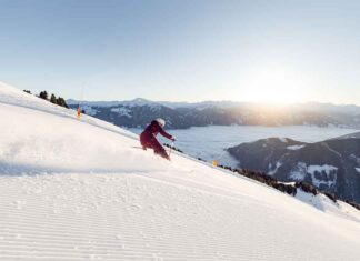 Sonnenskilauf im Zillertal 2026: Frühlingsgefühle auf der Piste und volles Eventprogramm im Tal