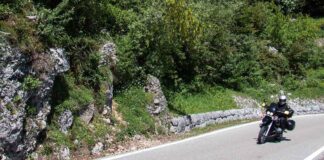 Erste warme Tage, erstes Risiko: ADAC Südbayern ruft Motorradfahrer zu vorsichtigem Saisonstart auf