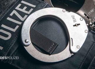 Vom Zug ins Gefängnis - Bundespolizei vollstreckt Haftbefehl