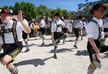 Standl, Schmankerl, Sonnenschein: Maidult legt los