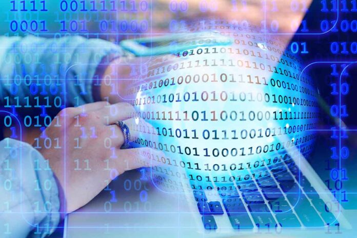Mutmaßliches Leck bei der Telekom: Kundendaten tauchen im Darknet auf Mutmaßliches Leck bei der Telekom: Kundendaten tauchen im Darknet auf