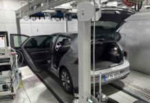 ADAC untersucht Schadstoffe in Neuwagen ADAC untersucht Schadstoffe in Neuwagen