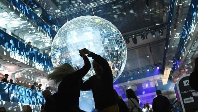 „Tanz den Gasteig“ im Gasteig HP8 - Mega-Tanzparty zum Finale „Tanz den Gasteig“ im Gasteig HP8 - Mega-Tanzparty zum Finale