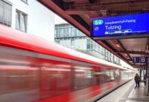 DB baut Lightgate in München weiter aus: Live-Auslastungsinfo jetzt auf der gesamten Stammstrecke - Foto: Deutsche Bahn AG / Florian Kreibe