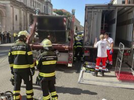 Ungewöhnliche technische Rettung nach Verkehrsunfall in der Altstadt