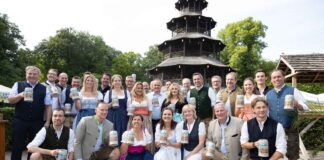 Oktoberfest 2026: Neuer Wiesn-Wirtekrug mit historischem Motiv vorgestellt