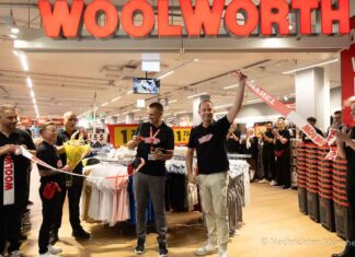 Woolworth Eröffnung in München-Haidhausen