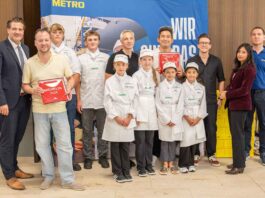 Metro Deutschland übergibt Sterne- und Bib Gourmand-Plaketten