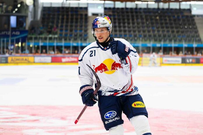 Red Bull München bezwingt die Steinbach Black Wings Linz im ersten Testspiel