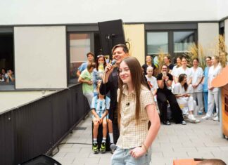 Wunscherfüllung: Michael Patrick Kelly, Katelyn Harrington und die José Carreras Leukämie-Stiftung in Münchner Kinderklinik